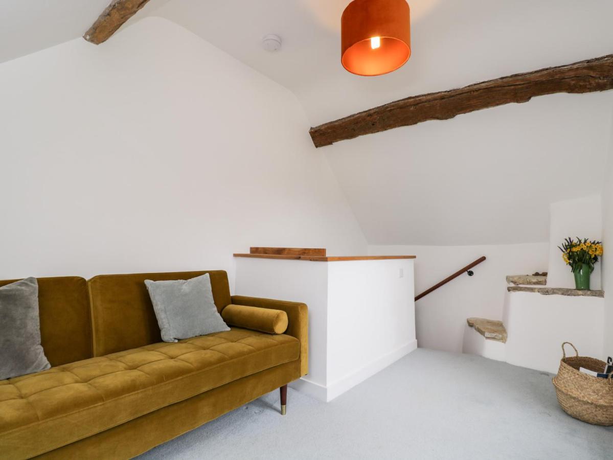High Cogges Farm Holiday Cottages 위트니 외부 사진