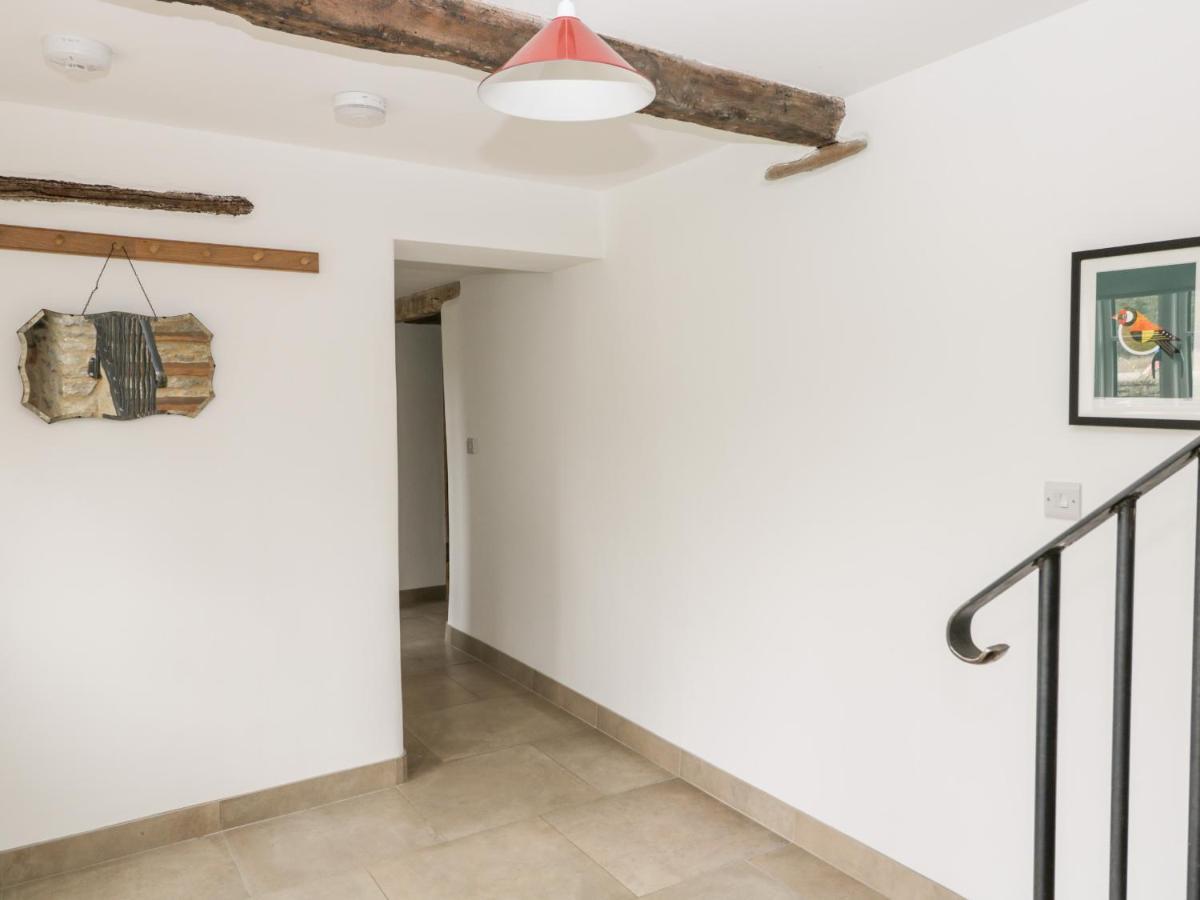 High Cogges Farm Holiday Cottages 위트니 외부 사진