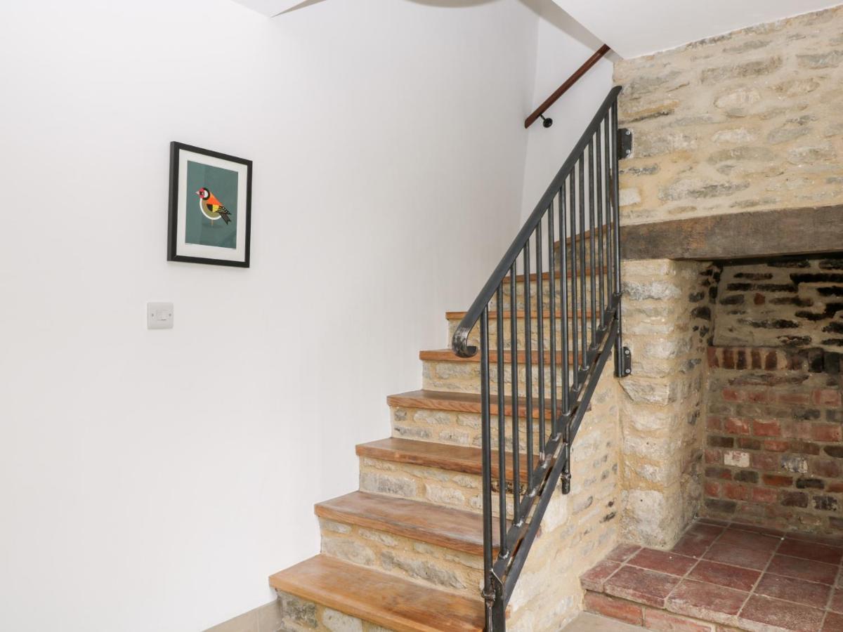 High Cogges Farm Holiday Cottages 위트니 외부 사진